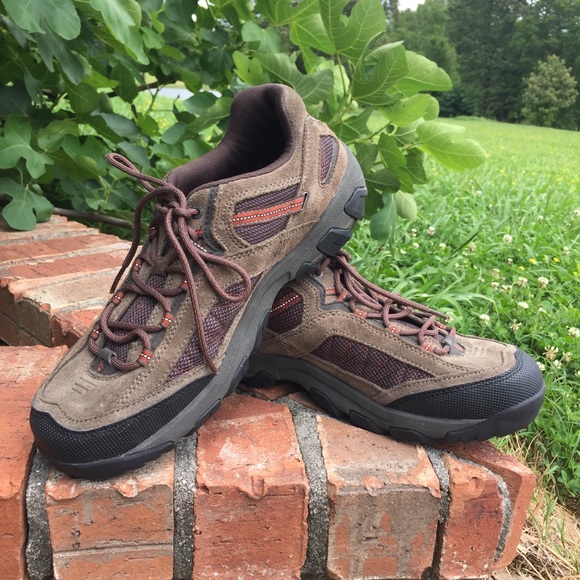 teva ridge peak sneaker